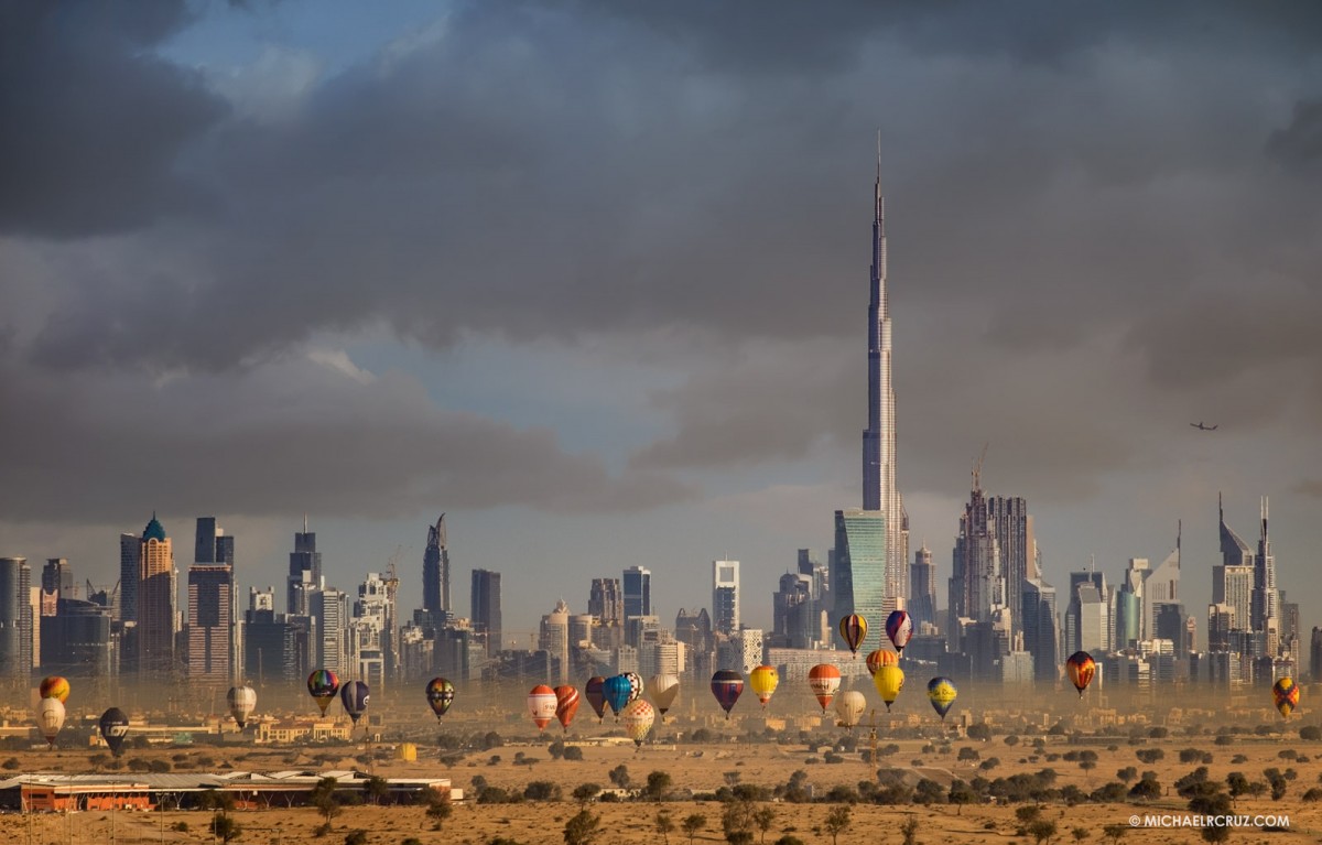 Dubai Hot air Balloons. Michael R. Cruz is an award-winning, professional Commercial & Advertising photographer based in Dubai, UAE. His expertise is Fashion, Editorial, Corporate, 360 VR, Automotive and Landscape Photography. Dubai Photographer.